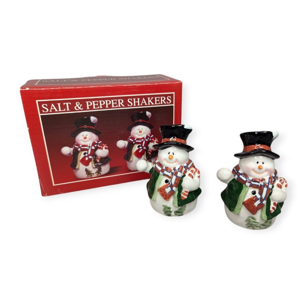 NIB Ceramic Snowmen Salt & Pepper Shakers Unused